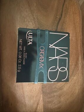 NARS Cream Blush Compact - Black with Pink Logo